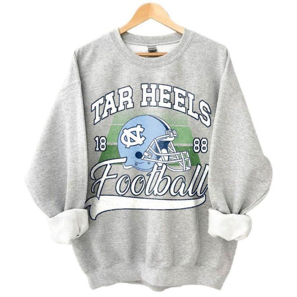 North Carolina Tar Heels Retro NCAA Football Fan Streetwear Gift Sweatshirt